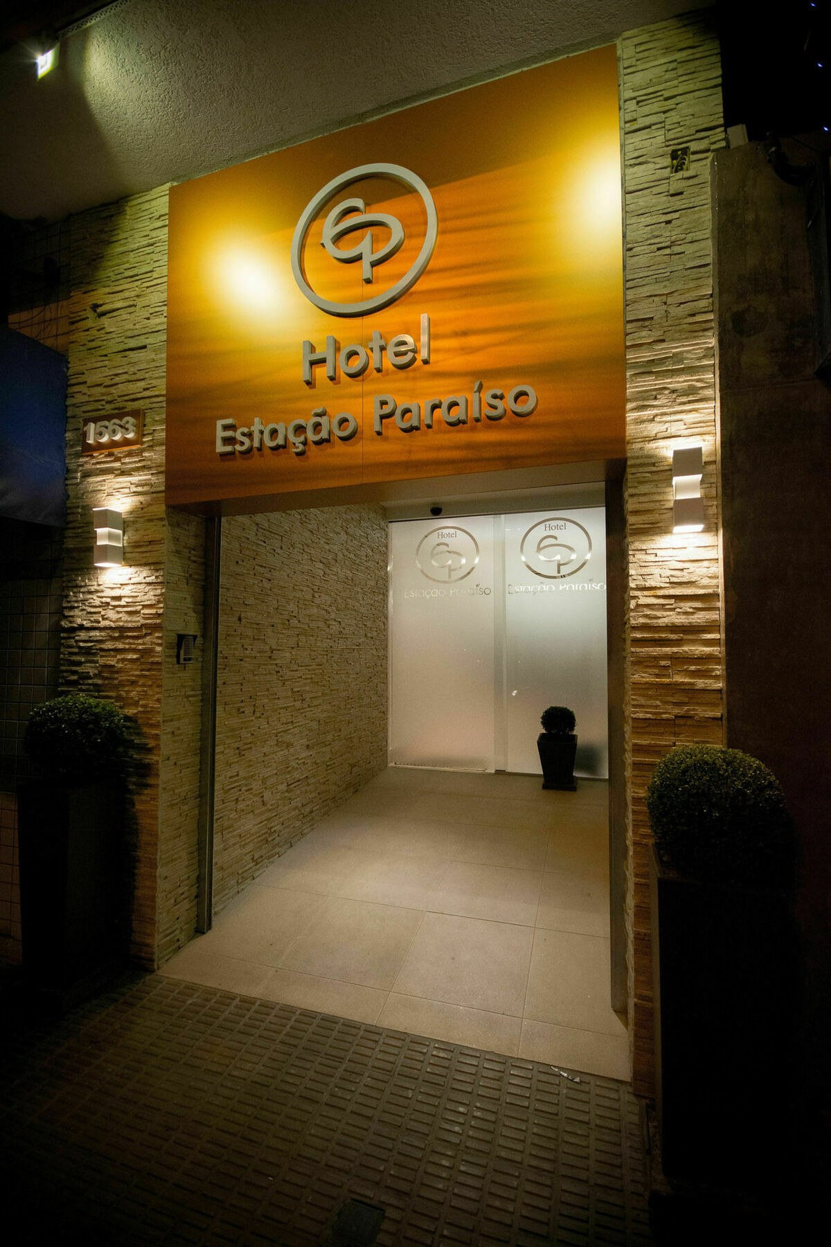 Hotel Estacao Paraiso - Ao Lado Do Metro Paraiso E 600M Da Av Paulista เซาเปาโล ภายนอก รูปภาพ